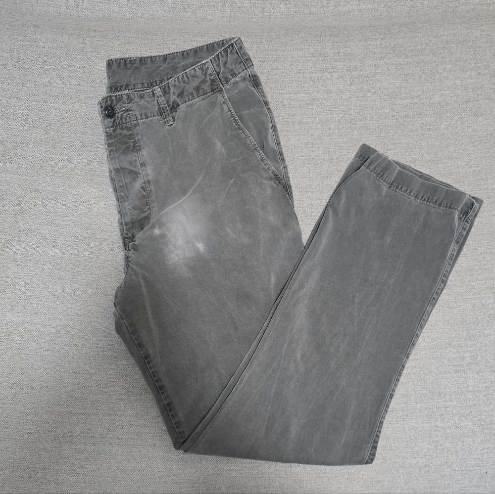 Save Khaki United charcoal grey chinos